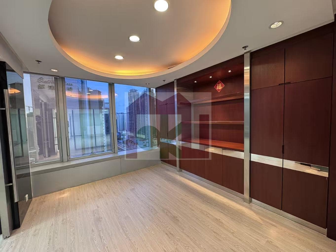 Clifford Centre unit photo